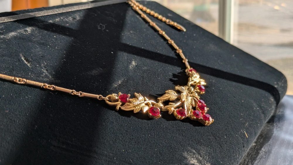 Vintage Coro Rhinestone necklace